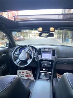 کرایسلەر 300